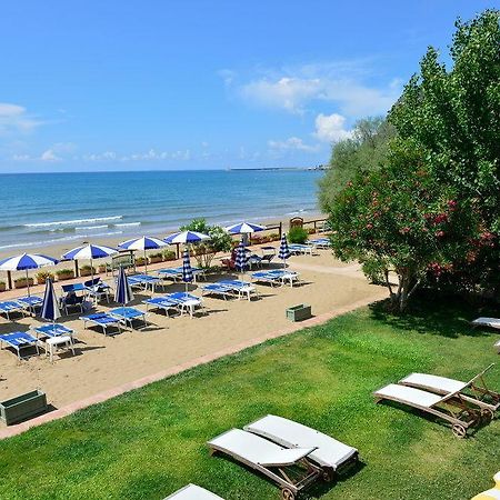 Hotel Acquasanta Террачина Экстерьер фото